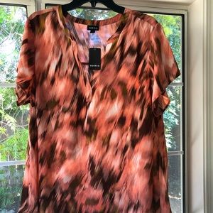 Beautiful for Summer! NWT Torrid top